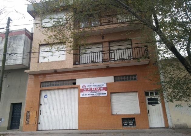 VENTA EN BLOCK.DEPOSITO +2 PH EN PLANTA ALTA 3 AMB.