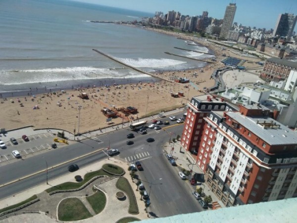 DEPARTAMENTO 1 AMBIENTE CON VISTA PLENA AL MAR.