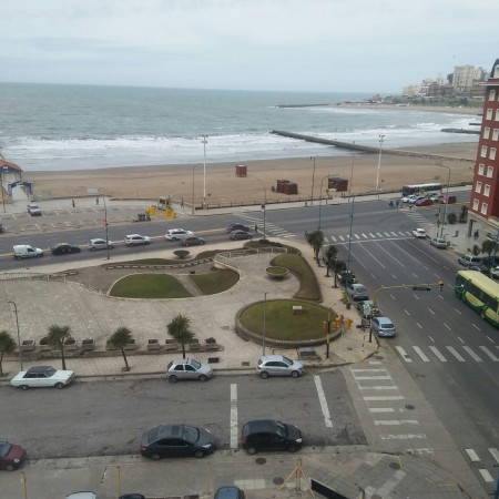 3 AMBIENTES CON VISTA AL MAR