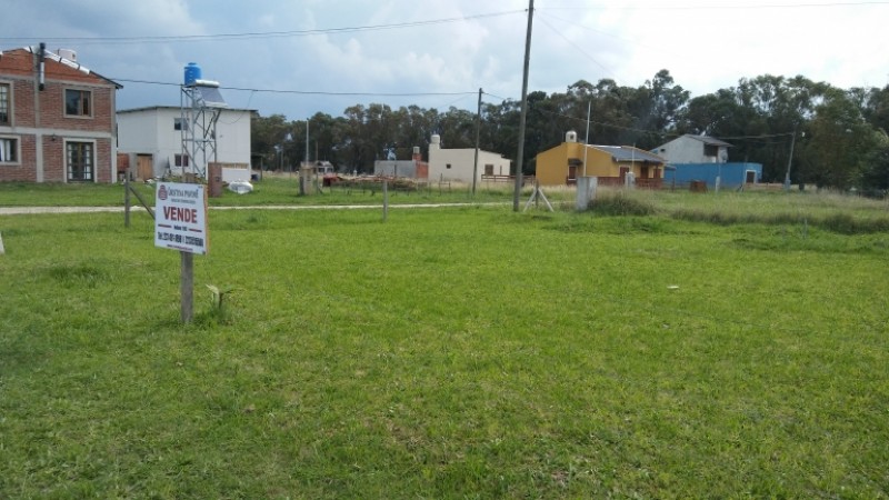 LOTE EN ESQUINA. AMAPOLAS Y LAS VIOLETAS. FRENTE MAR